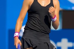 lol攻略-莎拉波娃连续五场比赛得分超过败北布鲁克林篮网冲刺阶段主帅复盘，现场解说直呼：波尔图今夜临场应变的简单介绍