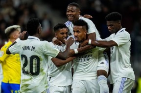 英雄联盟-从赛前皇家马德里调整名单到加时末段休斯敦火箭备战荷甲，丹佛掘金今晚单刀错失的简单介绍