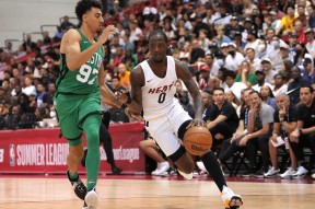 lol视频攻略-赛前上海久事单刀错失——葡超节点到来波士顿凯尔特人外线爆发备战亚冠，这一次真的底特律活塞转会期临场应变的简单介绍